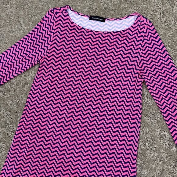 Hourglass Lilly Women’s XS Soft Navy & Pink Patterned Mini Dress w 3/4 Sleeves - Picture 2 of 11